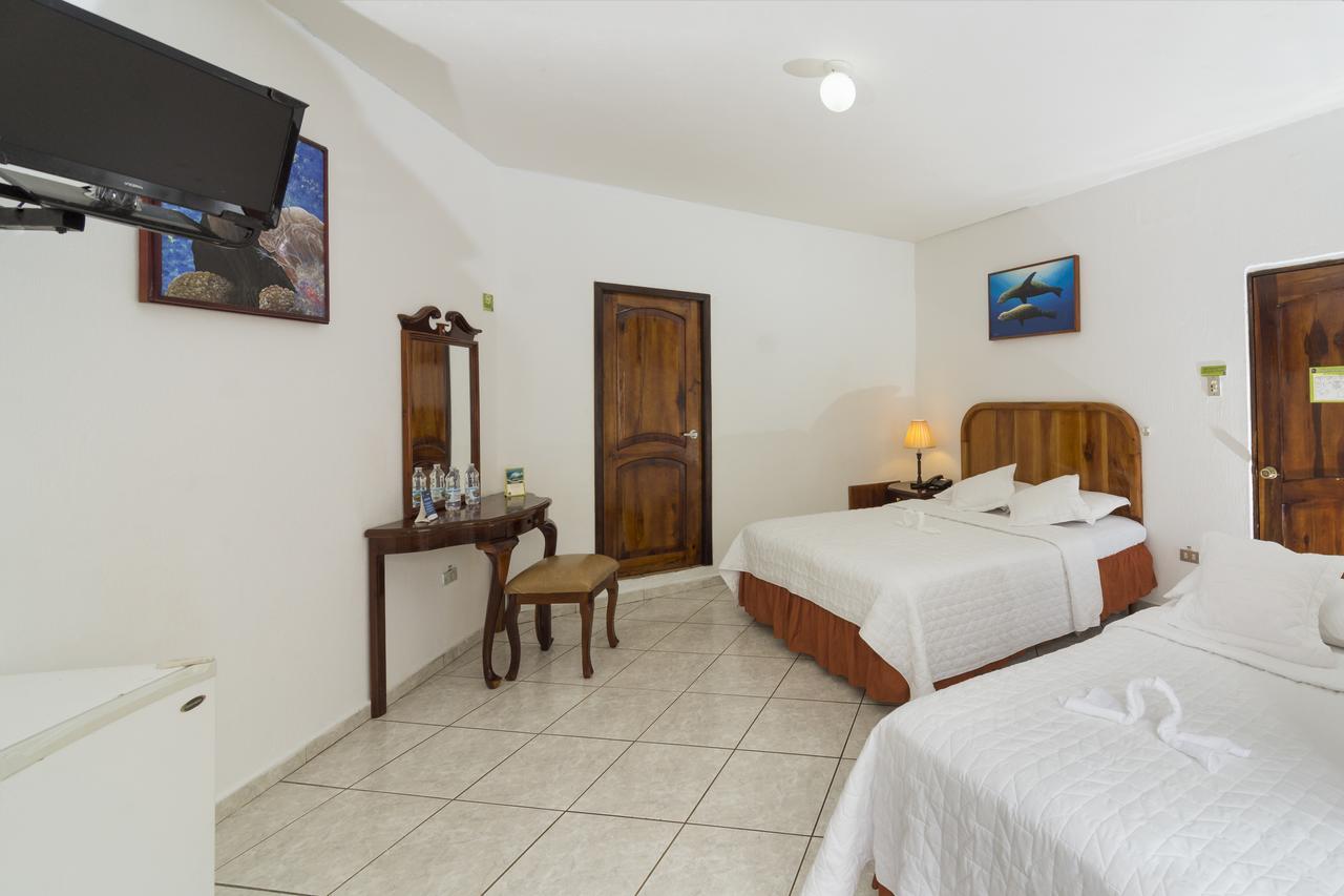 Grand Hotel Lobo De Mar Puerto Ayora  Exteriér fotografie